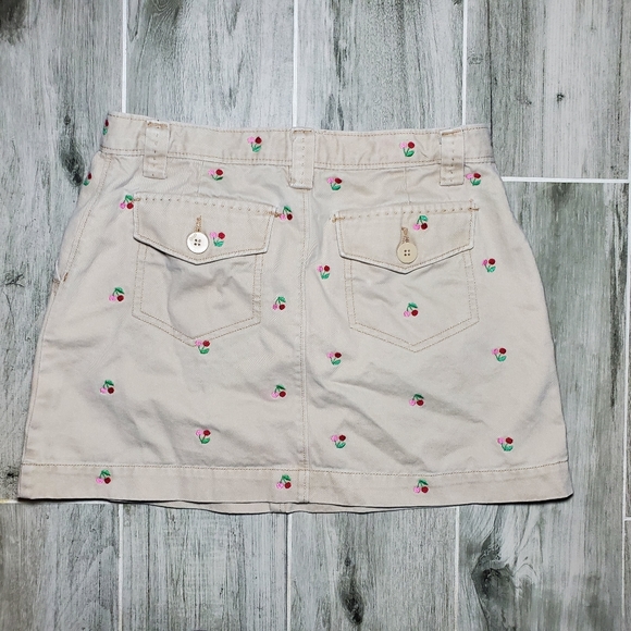 GAP Kids Khaki Cherry Embroidered Skirt Size 14 - Picture 2 of 11